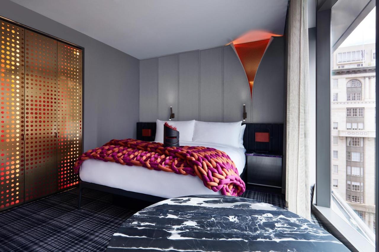 墨尔本w酒店 外观 照片 A bedroom at the Standard East Village