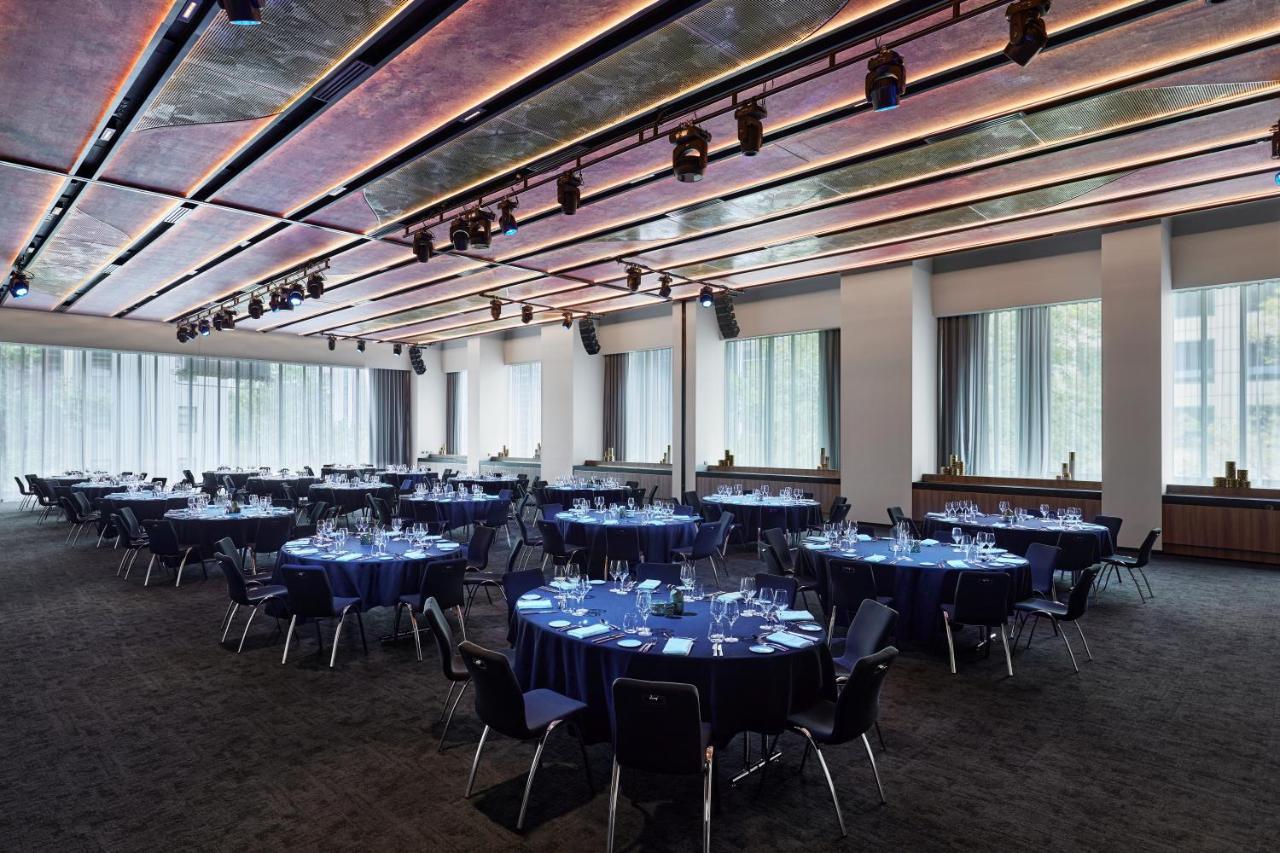 墨尔本w酒店 外观 照片 The 100-seat auditorium